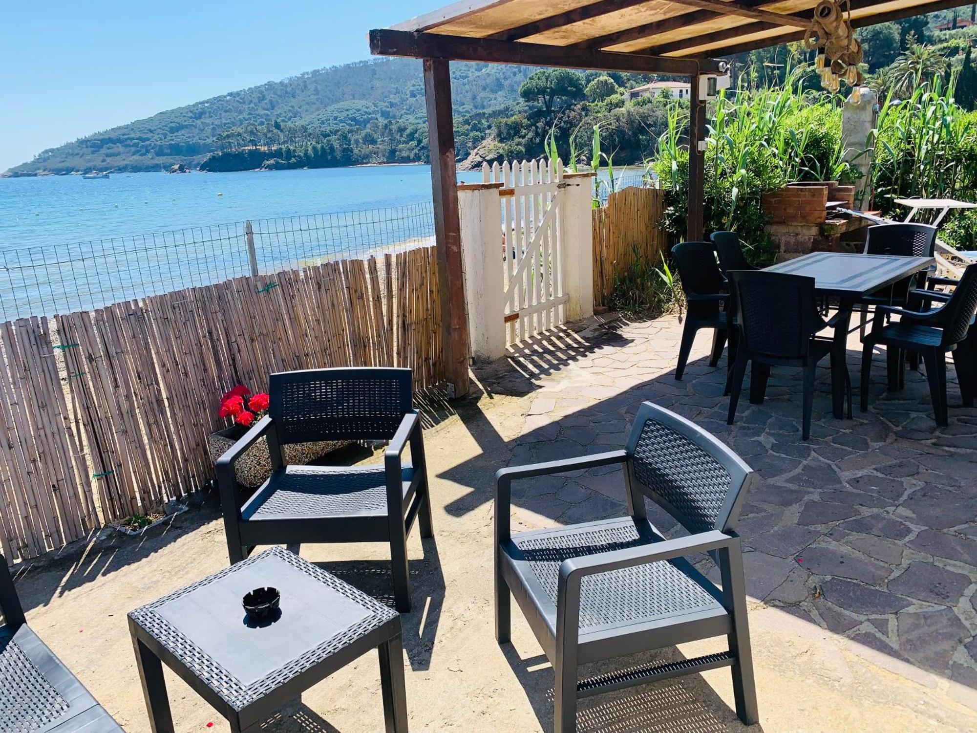 Casina Mare Sulla * Capoliveri (Isola d'Elba)